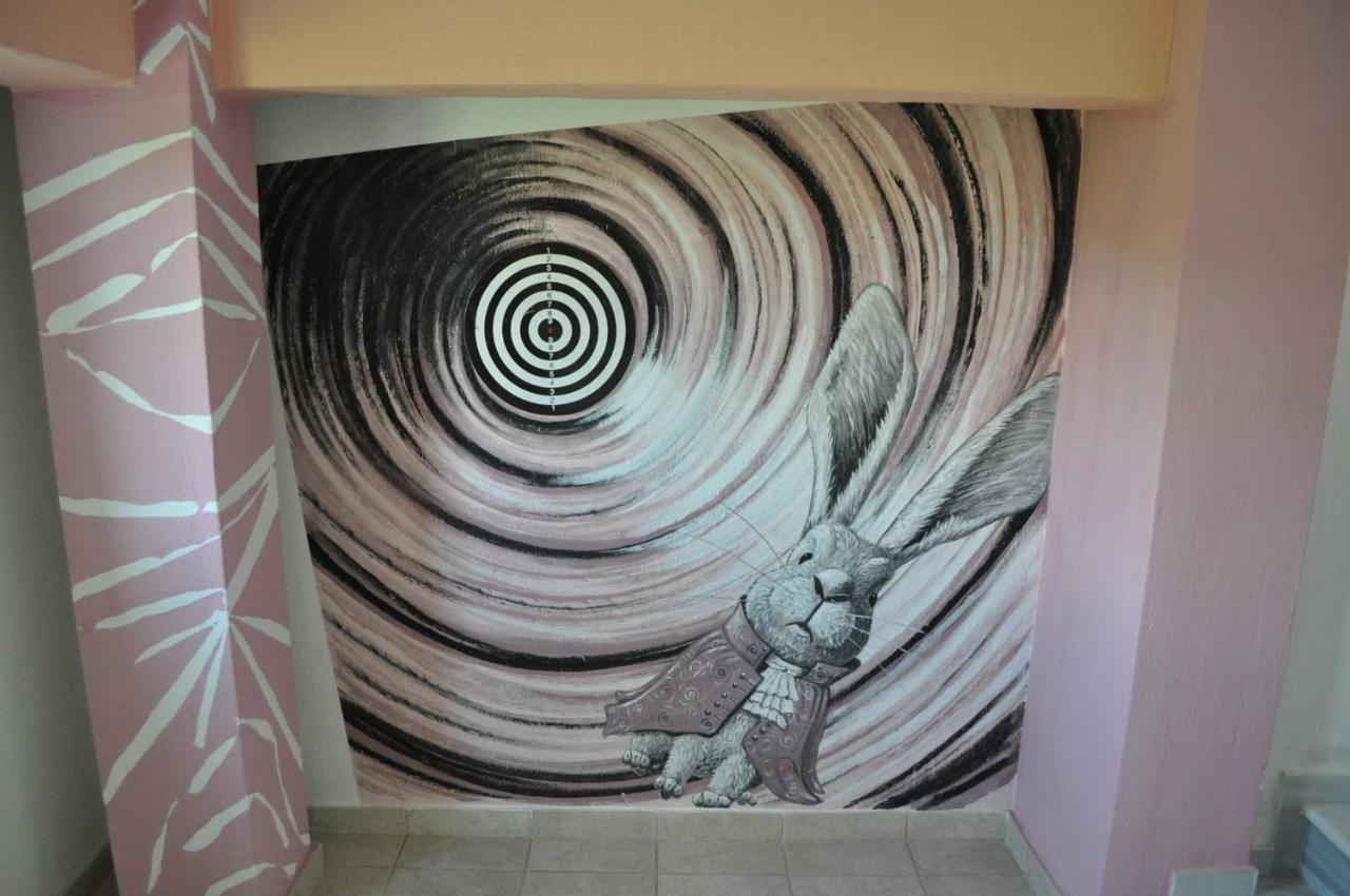 The White Rabbit Guesthouse Eco-Lodge "Cosy Apartment" Psakoudia Buitenkant foto